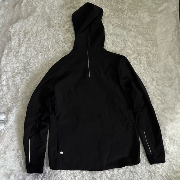 lululemon athletica Men's Black Cross Chill Jacket Size Large - Picture 9 of 9